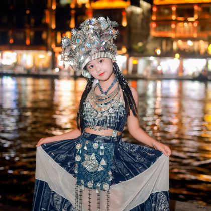 张家界+天门山+湘西+凤凰5日4晚跟团游 张家界+天门山+湘西+凤凰5日4晚跟团游