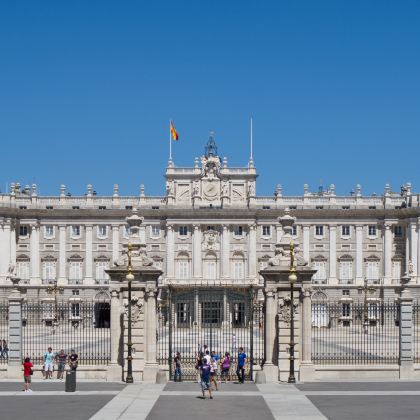 西班牙马德里+葡萄牙里斯本+波尔图7日6晚自由行 西班牙马德里+葡萄牙里斯本+波尔图7日6晚自由行