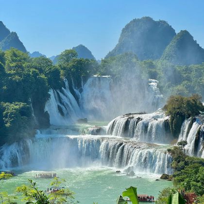南宁+德天瀑布+通灵大峡谷+三门海+浩坤湖5日4晚拼小团 南宁+德天瀑布+通灵大峡谷+三门海+浩坤湖5日4晚拼小团