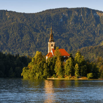 克罗地亚+斯洛文尼亚+布莱德湖+卢布尔雅那城堡+波斯托伊纳溶洞4日3晚拼小团 克罗地亚+斯洛文尼亚+布莱德湖+卢布尔雅那城堡+波斯托伊纳溶洞4日3晚拼小团