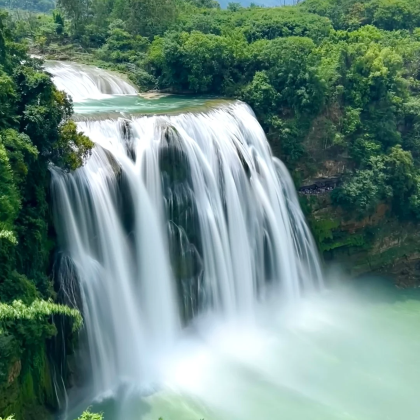 贵州贵阳+黄果树景区+荔波+西江千户苗寨5日4晚私家团 贵州贵阳+黄果树景区+荔波+西江千户苗寨5日4晚私家团