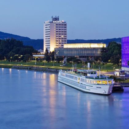 捷克+匈牙利+奥地利+斯洛伐克8日7晚跟团游 捷克+匈牙利+奥地利+斯洛伐克8日7晚跟团游