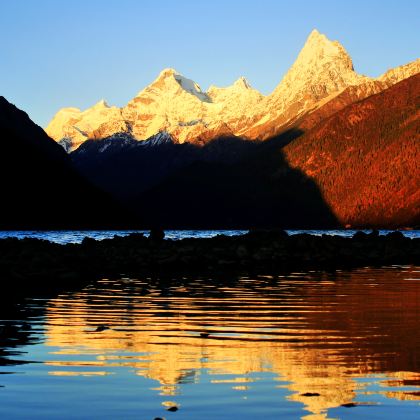 拉萨+林芝+山南+布达拉宫+巴松措+雅鲁藏布大峡谷+羊卓雍错7日6晚拼小团 拉萨+林芝+山南+布达拉宫+巴松措+雅鲁藏布大峡谷+羊卓雍错7日6晚拼小团