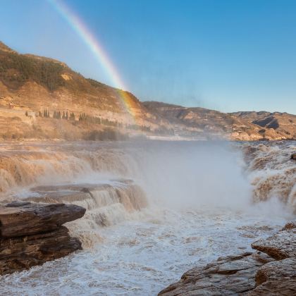 西安+壶口瀑布+兵马俑+法门寺6日5晚私家团 西安+壶口瀑布+兵马俑+法门寺6日5晚私家团