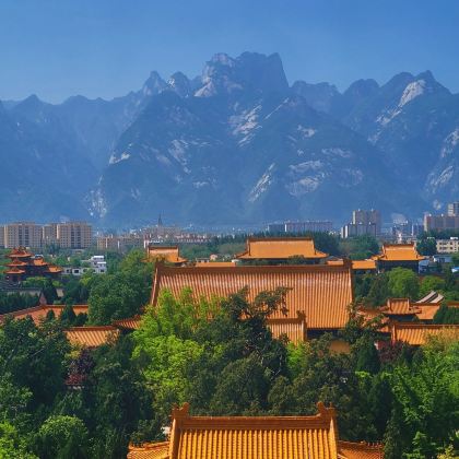 西安秦始皇帝陵博物院(兵马俑)+华阴华山+西岳庙5日4晚私家团 西安秦始皇帝陵博物院(兵马俑)+华阴华山+西岳庙5日4晚私家团