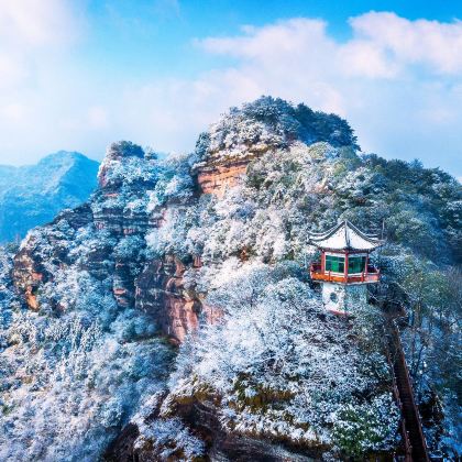 齐云山景区+横江山水竹筏2日1晚私家团 齐云山景区+横江山水竹筏2日1晚私家团