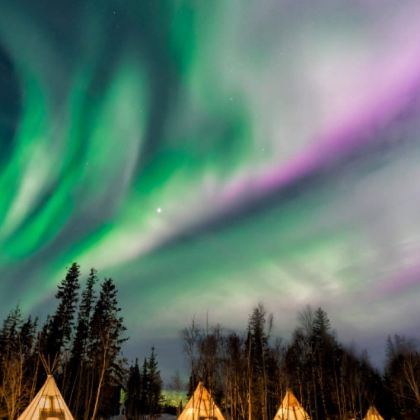 加拿大西北地区耶洛奈夫5日4晚跟团游 加拿大西北地区耶洛奈夫5日4晚跟团游
