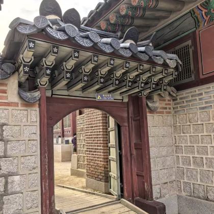 韩国9日8晚拼小团 韩国9日8晚拼小团