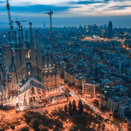 西班牙马德里+巴塞罗那+格拉纳达+塞维利亚+葡萄牙里斯本13日12晚跟团游 西班牙马德里+巴塞罗那+格拉纳达+塞维利亚+葡萄牙里斯本13日12晚跟团游