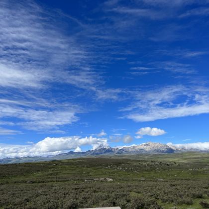 四姑娘山+墨石公园景区+鱼子西+康定情歌(木格措)景区+塔公草原+新都桥4日3晚私家团 四姑娘山+墨石公园景区+鱼子西+康定情歌(木格措)景区+塔公草原+新都桥4日3晚私家团