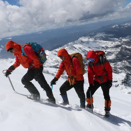 登山·哈巴雪山5日4晚跟团游