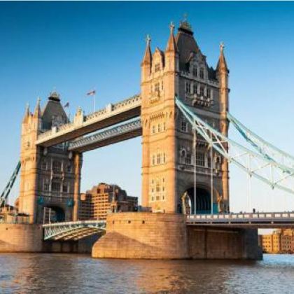 英国10日8晚私家团 英国10日8晚私家团