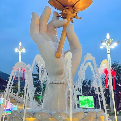 保定+直隶总督署+淮军公所+正迪欢乐世界+白洋淀风景区+宋辽边关地道+白石山世界地质公园+邯郸+广府古城+娲皇宫+响堂山石窟8日7晚私家团 保定+直隶总督署+淮军公所+正迪欢乐世界+白洋淀风景区+宋辽边关地道+白石山世界地质公园+邯郸+广府古城+娲皇宫+响堂山石窟8日7晚私家团