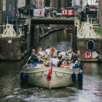 阿姆斯特丹+海牙+鹿特丹+爱因霍温+德哈尔古堡11日10晚私家团 阿姆斯特丹+海牙+鹿特丹+爱因霍温+德哈尔古堡11日10晚私家团