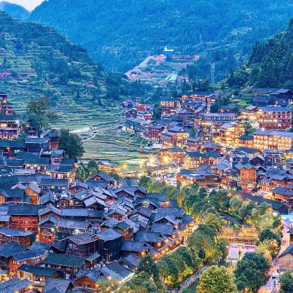 贵州贵阳+黄果树+荔波+梵净山+镇远+西江千户苗寨5日4晚拼小团 贵州贵阳+黄果树+荔波+梵净山+镇远+西江千户苗寨5日4晚拼小团