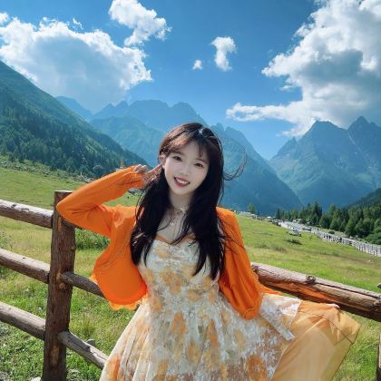 成都+四姑娘山景区+色达+稻城亚丁9日8晚跟团游 成都+四姑娘山景区+色达+稻城亚丁9日8晚跟团游