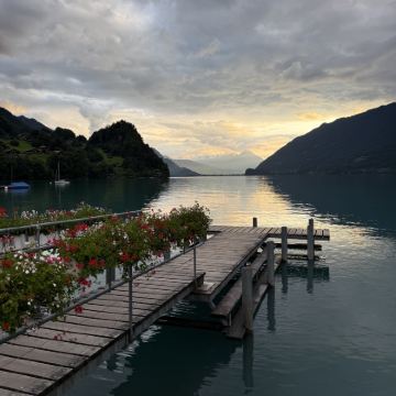 瑞士因特拉肯3日2晚拼小团 瑞士因特拉肯3日2晚拼小团