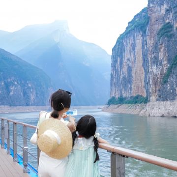 长江三峡+重庆5日4晚私家团 长江三峡+重庆5日4晚私家团