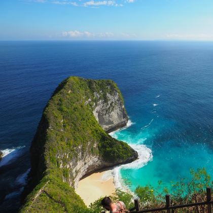 布罗莫火山+伊真火山+赛武千层瀑布+巴厘岛罗威纳海滩+佩妮达岛6日5晚跟团游 布罗莫火山+伊真火山+赛武千层瀑布+巴厘岛罗威纳海滩+佩妮达岛6日5晚跟团游