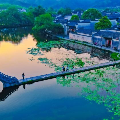 黄山风景区+徽州古城+宏村4日3晚跟团游