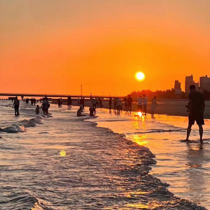 南宁+德天跨国瀑布景区+鹅泉+巴马+北海银滩景区6日5晚跟团游 南宁+德天跨国瀑布景区+鹅泉+巴马+北海银滩景区6日5晚跟团游