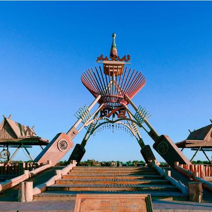 新疆乌鲁木齐+吐鲁番+库尔勒5日4晚私家团 新疆乌鲁木齐+吐鲁番+库尔勒5日4晚私家团