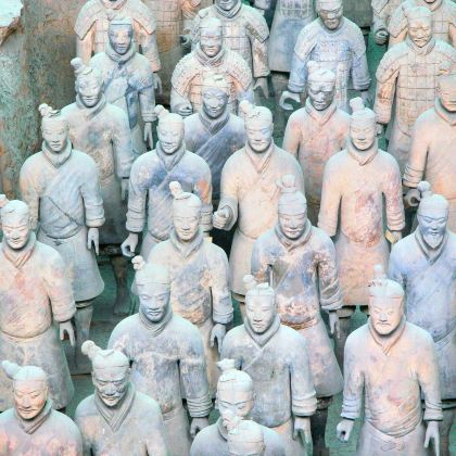 西安秦始皇帝陵博物院(兵马俑)+西安城墙+法门文化景区+大唐不夜城5日4晚私家团 西安秦始皇帝陵博物院(兵马俑)+西安城墙+法门文化景区+大唐不夜城5日4晚私家团