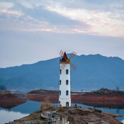 黄山+婺源+千岛湖+宏村5日4晚私家团 黄山+婺源+千岛湖+宏村5日4晚私家团