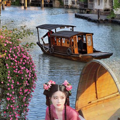 上海+苏州+乌镇+杭州4日3晚跟团游 上海+苏州+乌镇+杭州4日3晚跟团游