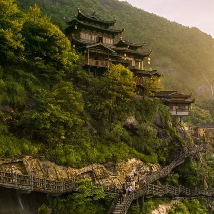 江西望仙谷+景德镇+婺源篁岭景区3日2晚拼小团 江西望仙谷+景德镇+婺源篁岭景区3日2晚拼小团