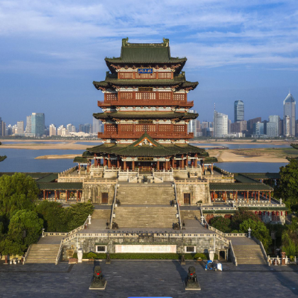 江西南昌+景德镇+婺源篁岭+江岭赏油菜花海5日4晚拼小团 江西南昌+景德镇+婺源篁岭+江岭赏油菜花海5日4晚拼小团