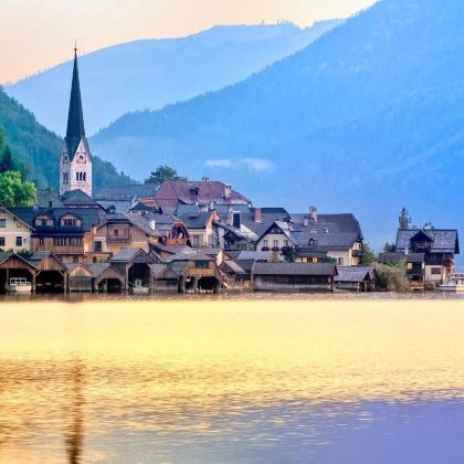 奥地利+意大利15日13晚拼小团 奥地利+意大利15日13晚拼小团