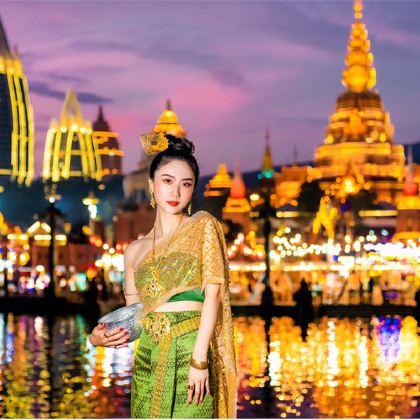 昆明+大理市+丽江+香格里拉+西双版纳10日9晚跟团游 昆明+大理市+丽江+香格里拉+西双版纳10日9晚跟团游