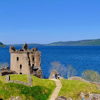 英国爱丁堡城堡+拉斯小镇+洛蒙德湖+格伦科峡谷+格伦菲南高架桥+尼斯湖+圣安德鲁斯6日5晚拼小团 英国爱丁堡城堡+拉斯小镇+洛蒙德湖+格伦科峡谷+格伦菲南高架桥+尼斯湖+圣安德鲁斯6日5晚拼小团