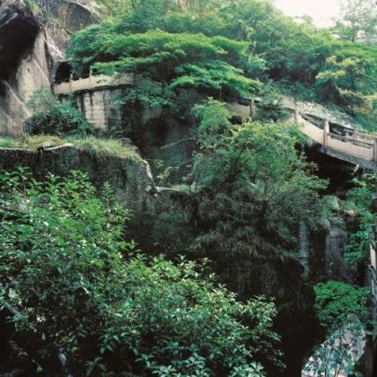 小箬村+长屿硐天+神仙居+台州府城墙+紫阳街4日3晚自由行 小箬村+长屿硐天+神仙居+台州府城墙+紫阳街4日3晚自由行