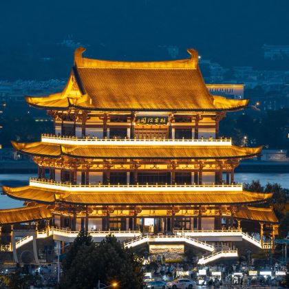 长沙+橘子洲景区+岳阳+洞庭湖4日3晚私家团 长沙+橘子洲景区+岳阳+洞庭湖4日3晚私家团