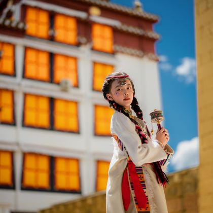 丽江+泸沽湖+大理市+香格里拉+梅里雪山9日8晚私家团 丽江+泸沽湖+大理市+香格里拉+梅里雪山9日8晚私家团