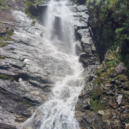 江西南昌+庐山+景德镇+婺源4日3晚跟团游 江西南昌+庐山+景德镇+婺源4日3晚跟团游