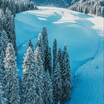 新疆乌鲁木齐+北疆+南疆+伊犁+天山天池+赛里木湖+喀什古城18日17晚私家团 新疆乌鲁木齐+北疆+南疆+伊犁+天山天池+赛里木湖+喀什古城18日17晚私家团