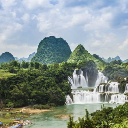 广西南宁+崇左+德天瀑布+三娘湾+北海6日5晚私家团 广西南宁+崇左+德天瀑布+三娘湾+北海6日5晚私家团