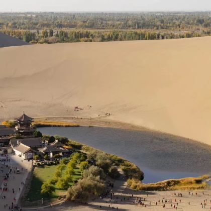 甘肃兰州+张掖+嘉峪关+敦煌5日4晚私家团 甘肃兰州+张掖+嘉峪关+敦煌5日4晚私家团