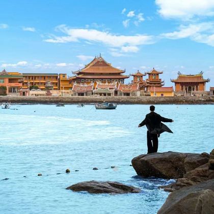 跟《春色》游泉州+风车岛+惠女风情园+崇武古城风景区+晋江梧林传统村落4日3晚私家团 跟《春色》游泉州+风车岛+惠女风情园+崇武古城风景区+晋江梧林传统村落4日3晚私家团