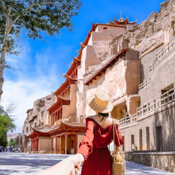 兰州+张掖+嘉峪关+敦煌+乌鲁木齐+天山天池+吐鲁番7日6晚跟团游 兰州+张掖+嘉峪关+敦煌+乌鲁木齐+天山天池+吐鲁番7日6晚跟团游