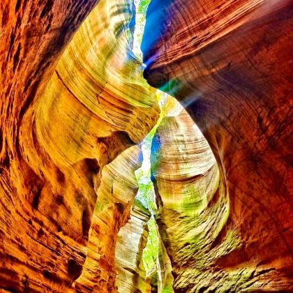 西安+延安+陕西黄河壶口瀑布+陕西波浪谷景区+甘泉大峡谷5日4晚跟团游 西安+延安+陕西黄河壶口瀑布+陕西波浪谷景区+甘泉大峡谷5日4晚跟团游