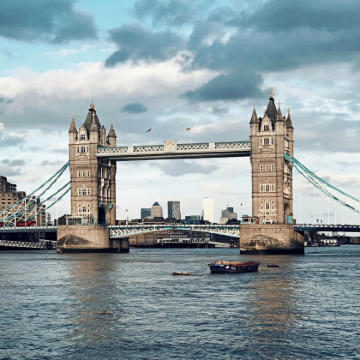 英国+爱尔兰12日10晚跟团游 英国+爱尔兰12日10晚跟团游