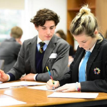 优选夏校·英国惠灵顿公学国际夏令营15天【暑期甄选】 | 与国际生一起上课吃住浸泡式全英文学习|体验英式教育与寄宿文化|缔结国际友谊 优选夏校·英国惠灵顿公学国际夏令营15天【暑期甄选】 | 与国际生一起上课吃住浸泡式全英文学习|体验英式教育与寄宿文化|缔结国际友谊