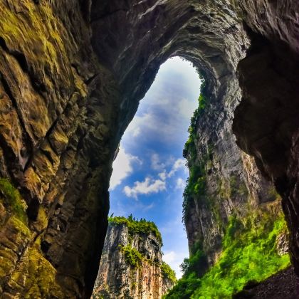 重庆+武隆区4日3晚拼小团 重庆+武隆区4日3晚拼小团