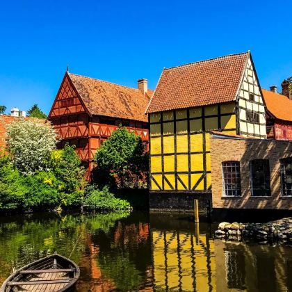 哥本哈根+奥胡斯+斯塔万格+卑尔根+奥斯陆+斯德哥尔摩+赫尔辛基+塔林+里加+维尔纽斯+华沙17日16晚跟团游 哥本哈根+奥胡斯+斯塔万格+卑尔根+奥斯陆+斯德哥尔摩+赫尔辛基+塔林+里加+维尔纽斯+华沙17日16晚跟团游