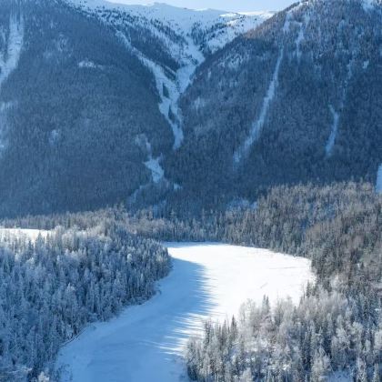 新疆乌鲁木齐+阿勒泰市+喀纳斯+禾木风景区+赛里木湖8日7晚私家团 新疆乌鲁木齐+阿勒泰市+喀纳斯+禾木风景区+赛里木湖8日7晚私家团