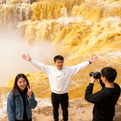 西安兵马俑+华山+黄帝陵+延安壶口瀑布5日4晚跟团游 西安兵马俑+华山+黄帝陵+延安壶口瀑布5日4晚跟团游